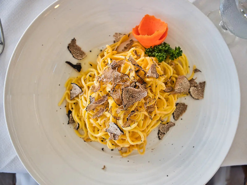 White Truffle Tuber Magnatum mood image 2
